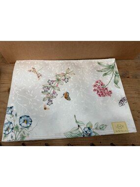 Lenox Butterfly Meadow 13" x 18” Placemats Set Of 4 New With Tags